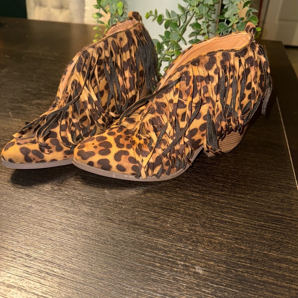 BEAST FASHION Animal Print Fringe Ankle Boots - Picture 4 of 7